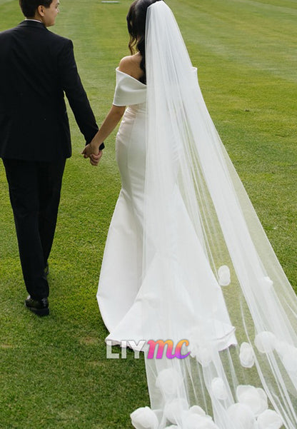 Off-Shoulder Sleeveless Fitted Mermaid Wedding Dress