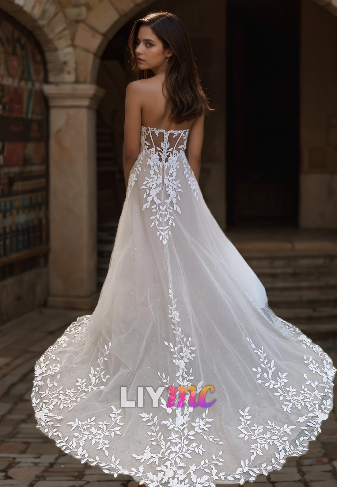 Off-Shoulder Sleeveless Lace Appliques A-Line Wedding Dress