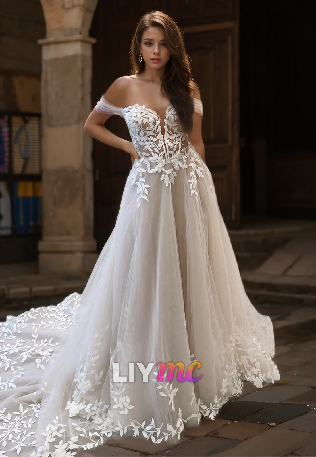 Off-Shoulder Sleeveless Lace Appliques A-Line Wedding Dress