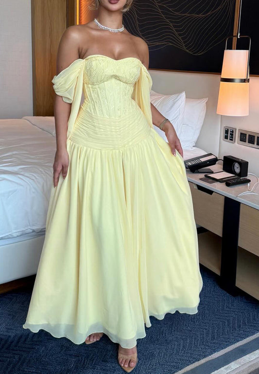 Off-Shoulder Sleeveless Pleated A-Line Party Dress