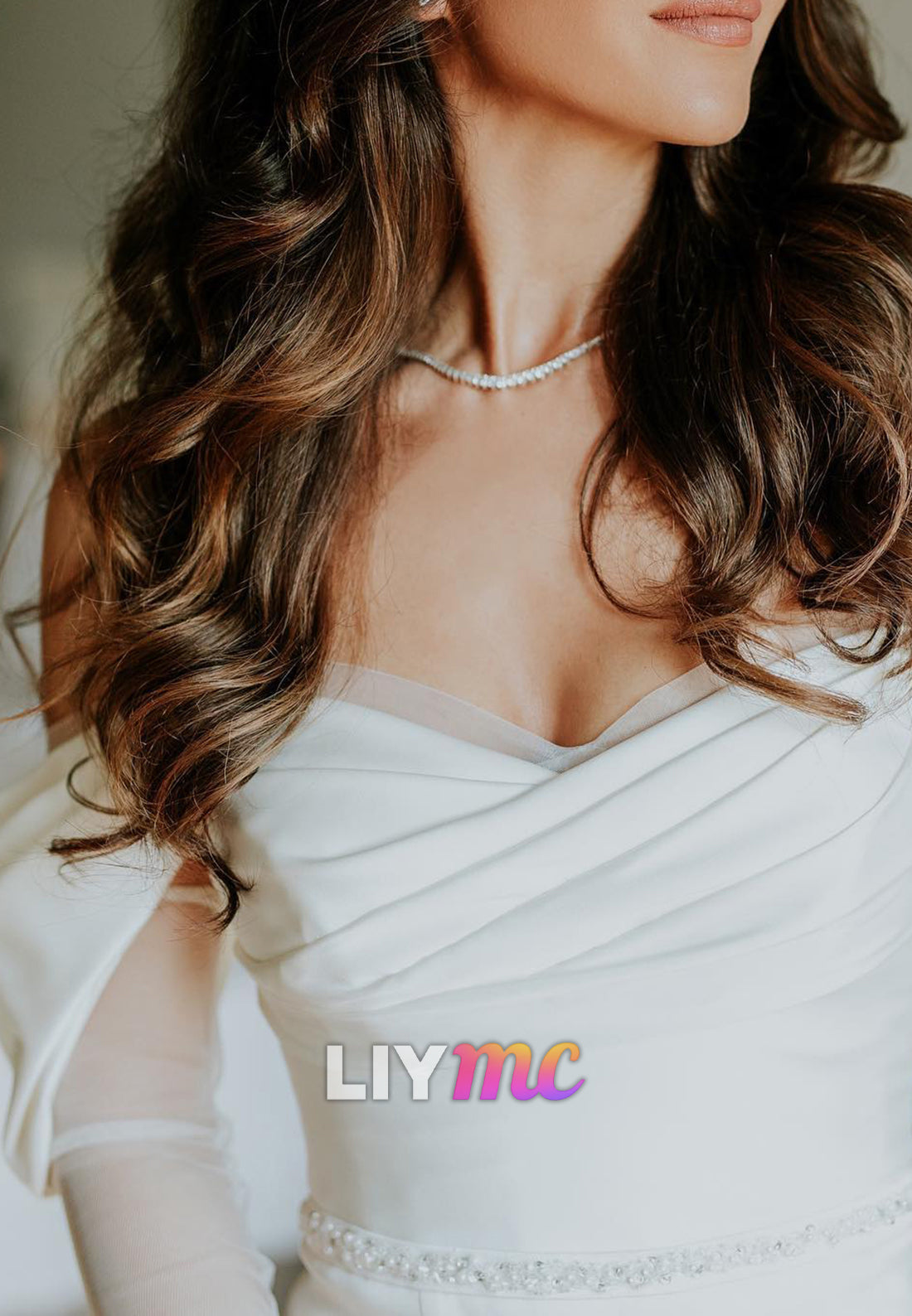 Off-Shoulder Sleeveless Sleek Fitted Mermaid Wedding Dress