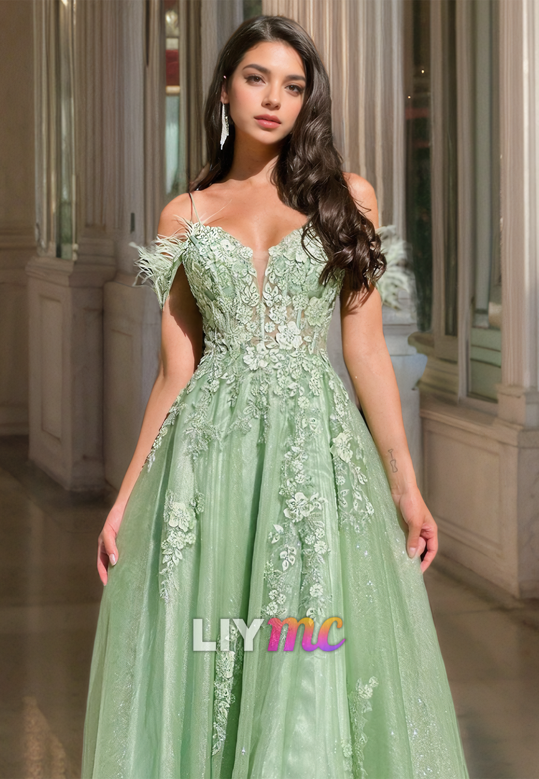 Off-Shoulder Spaghetti Straps Appliques Tull Pleated A-Line Prom Dress