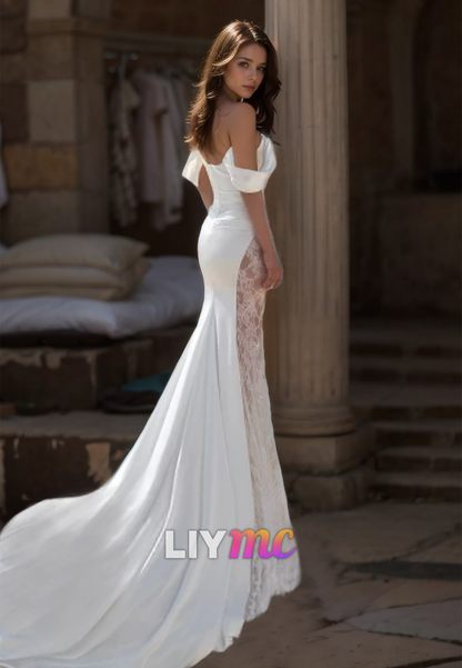 Off-Shoulder Strapless Appliques Mermaid Beach Wedding Dress