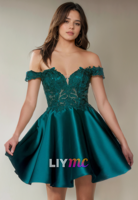 Off-Shoulder Strapless Appliques Pleated A-Line Short Homecoming Dress