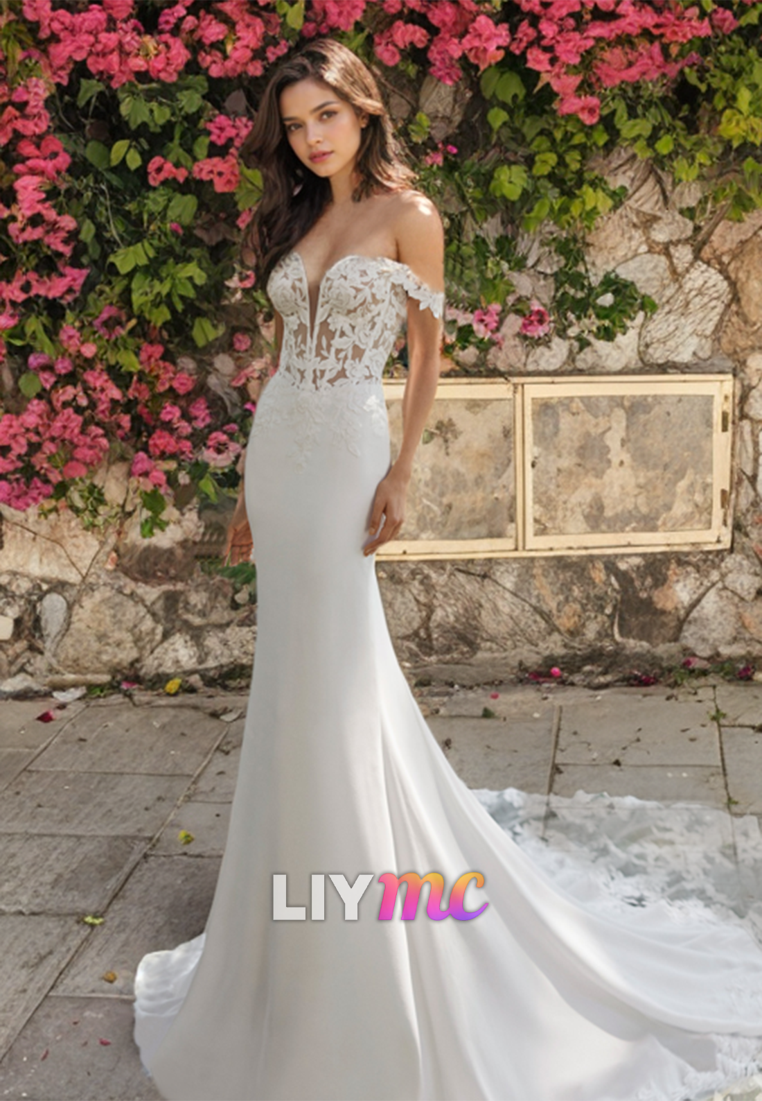 Off-Shoulder Strapless Appliques Sleek Mermaid Wedding Dress