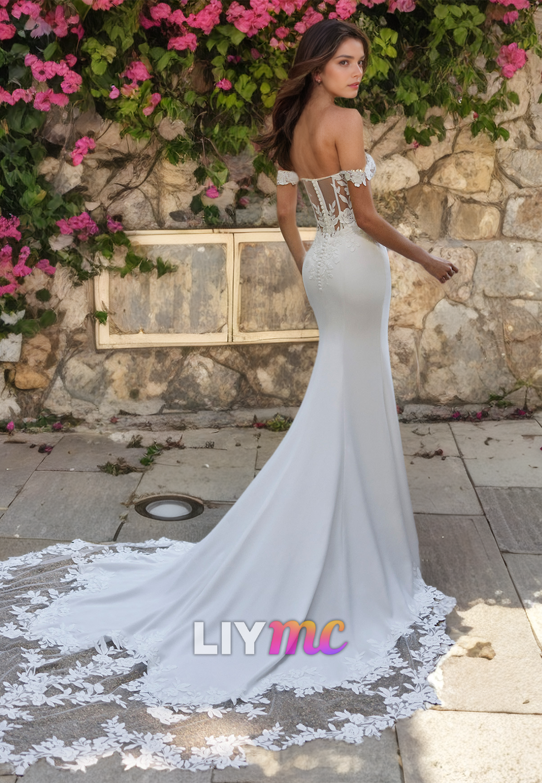 Off-Shoulder Strapless Appliques Sleek Mermaid Wedding Dress