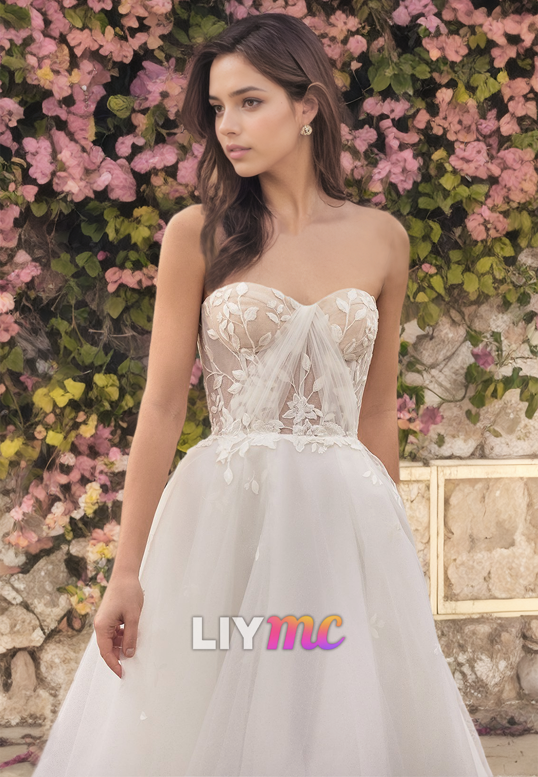 Off-Shoulder Strapless Appliques Tulle A-Line Wedding Dress