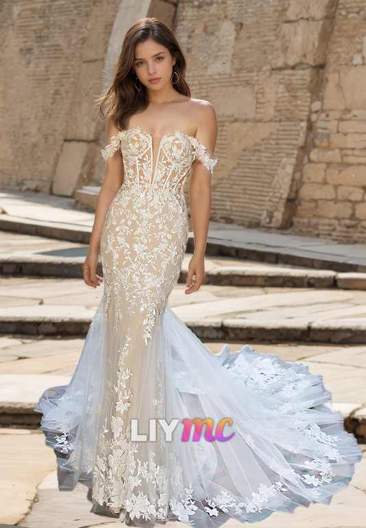 Off-Shoulder Strapless Lace Appliques Mermaid Wedding Dress