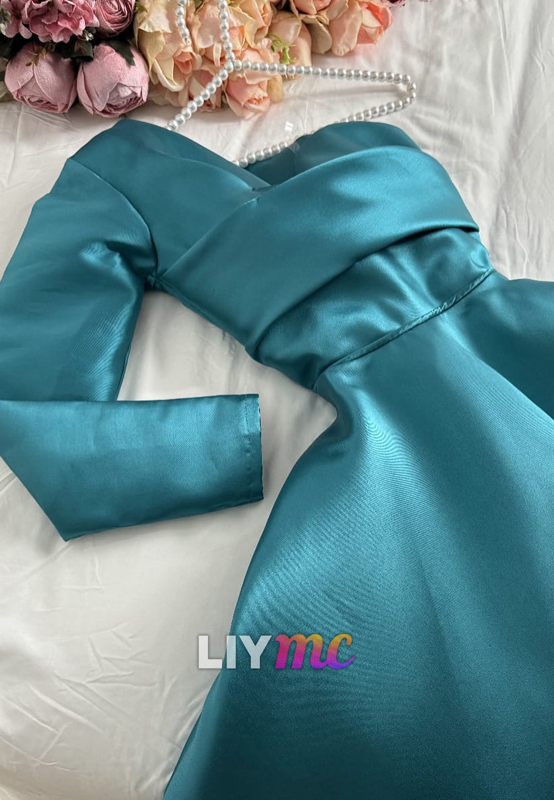 One Shoulder Long Sleeves Pleated Satin A-Line Evening Dress