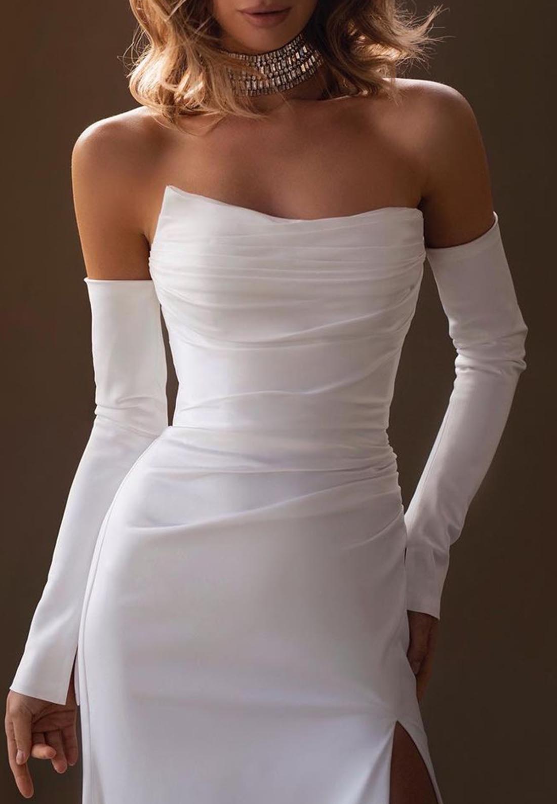 Scoop Strapless Sleek Mermaid Beach Wedding Dress