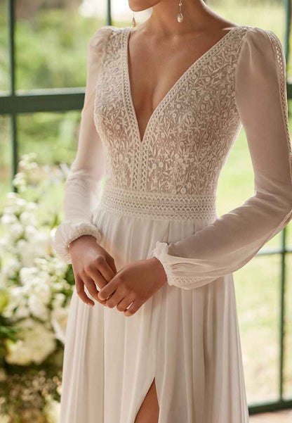 V-Neck Long Sleeves Appliques A-Line Boho Wedding Dress