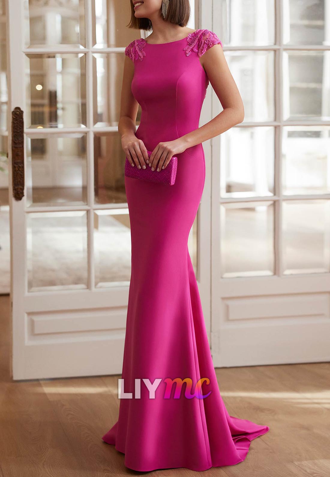 Scoop Cap Sleeves Appliques Sleek Mermaid Mother of Bride Dress