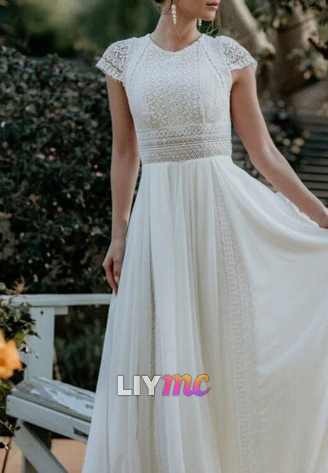 Scoop Cap Sleeves Lace Appliques A-Line Boho Wedding Dress