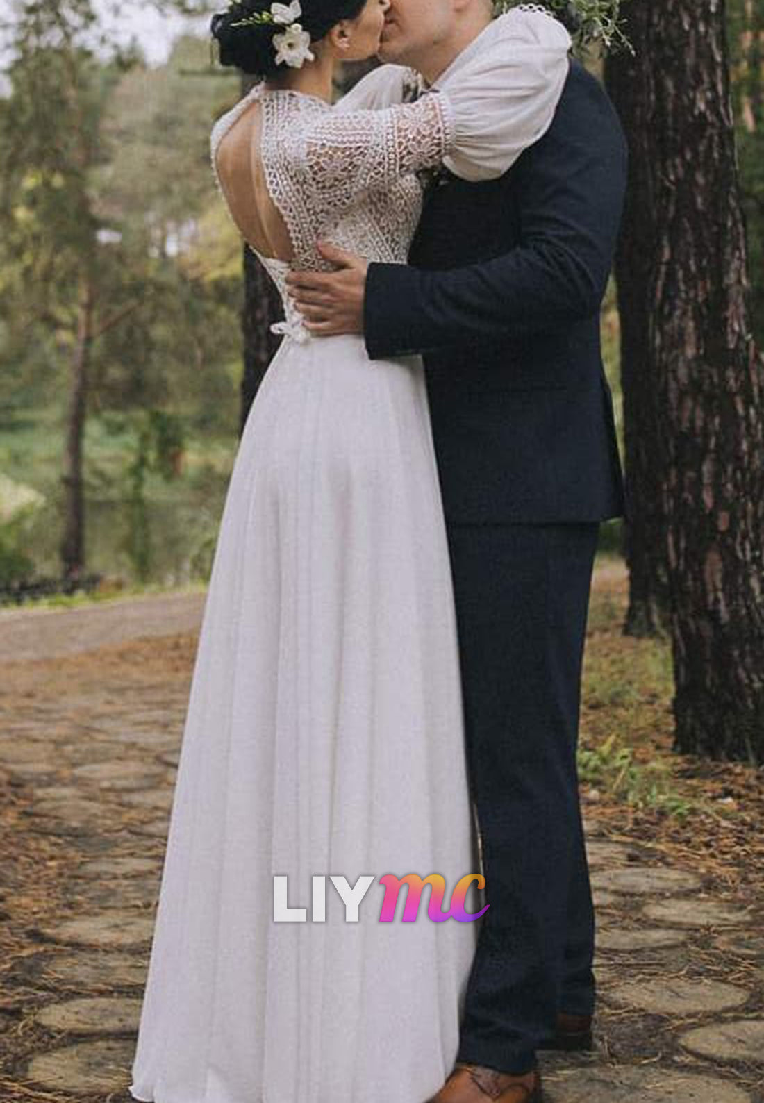 Scoop Long Sleeves Appliques A-Line Boho Wedding Dress