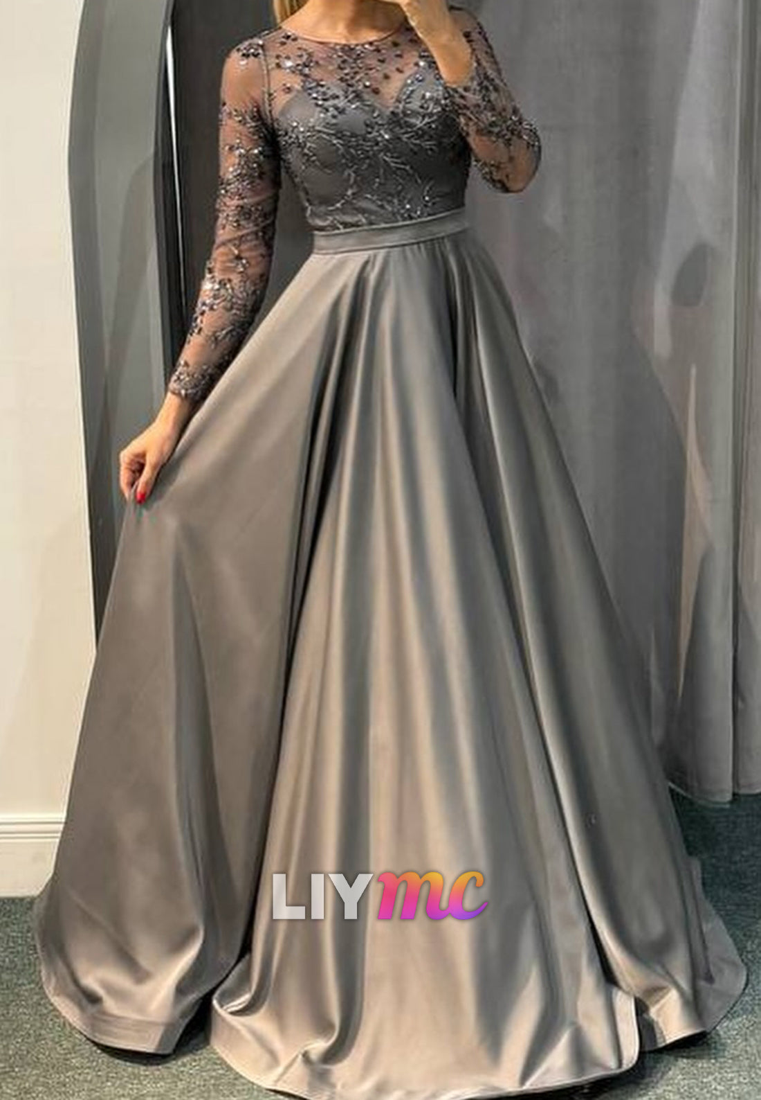 Scoop Long Sleeves Appliques Satin A-Line Mother of Bride Dress