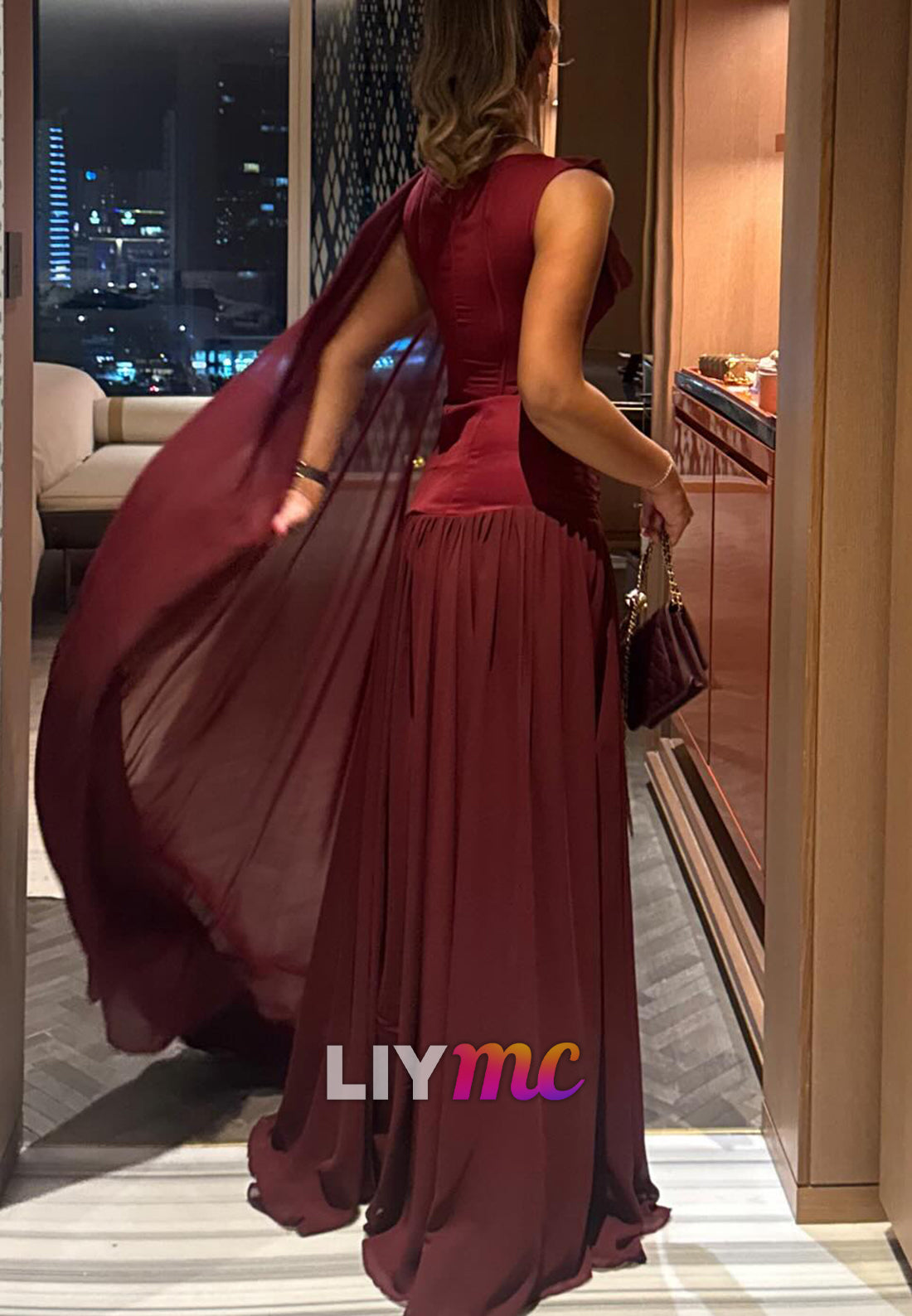 Scoop Long Sleeves Pleated A-Line Formal Dress