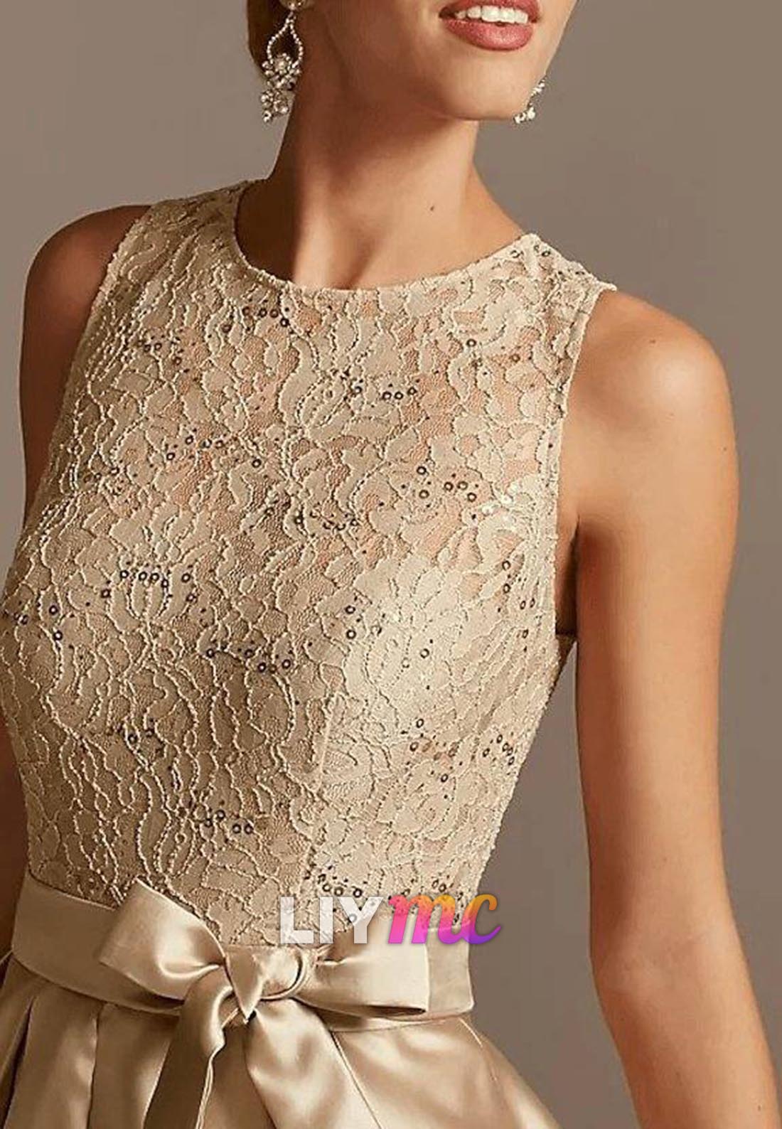 Scoop Sleeveless Appliques A-Line Mother of Bride Dress