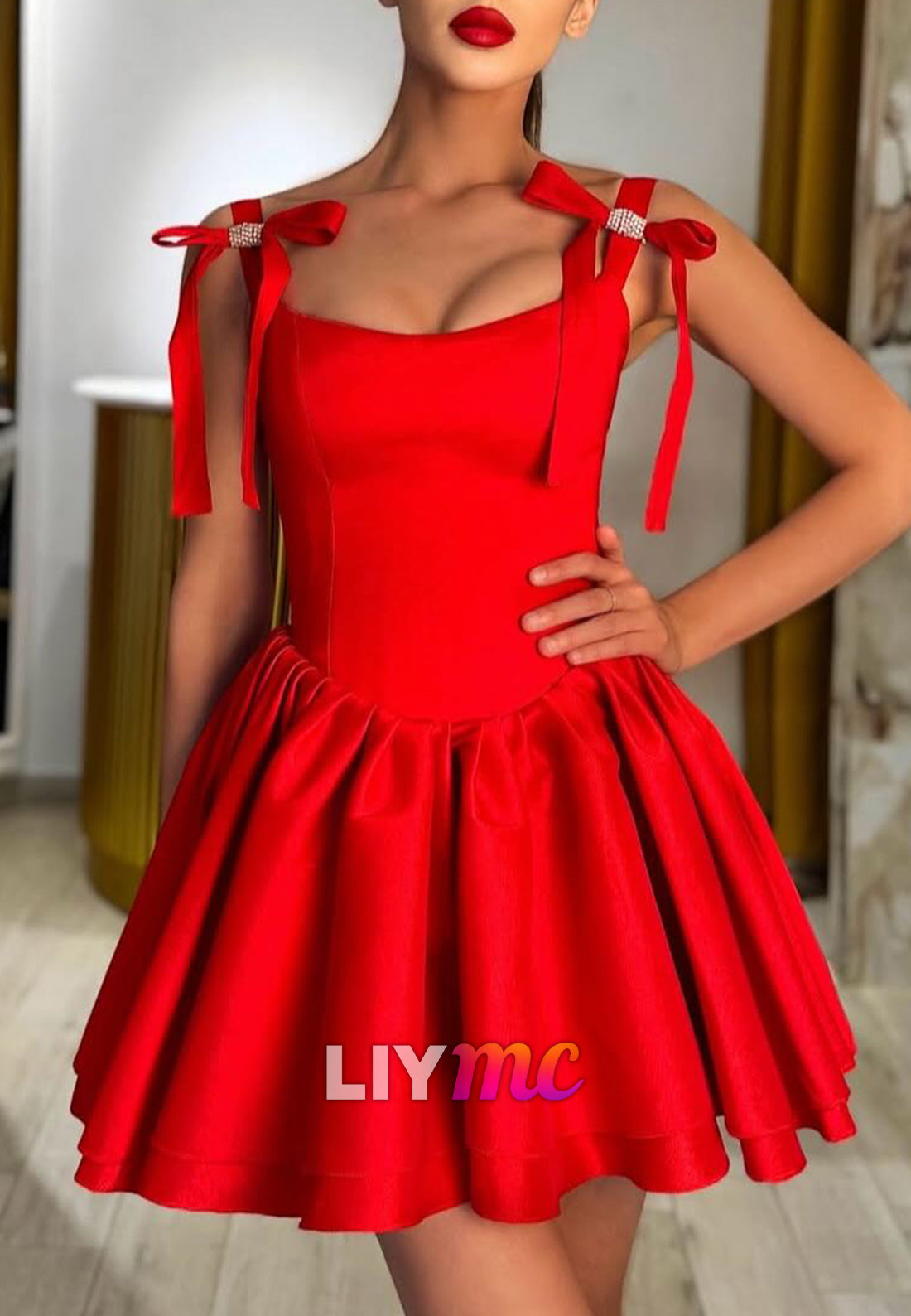 Scoop Straps Bowknots Pleated A-Line Red Party Homecoming Dress