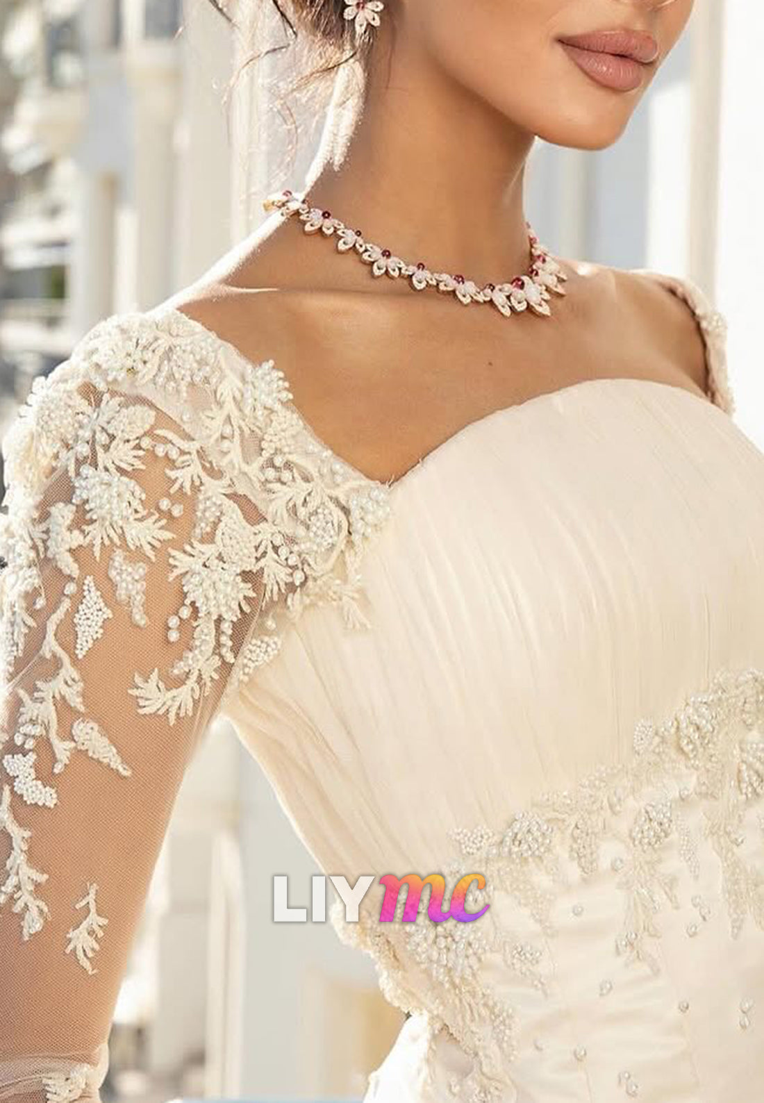 Square Long Sleeves Lace Appliques A-Line Wedding Dress