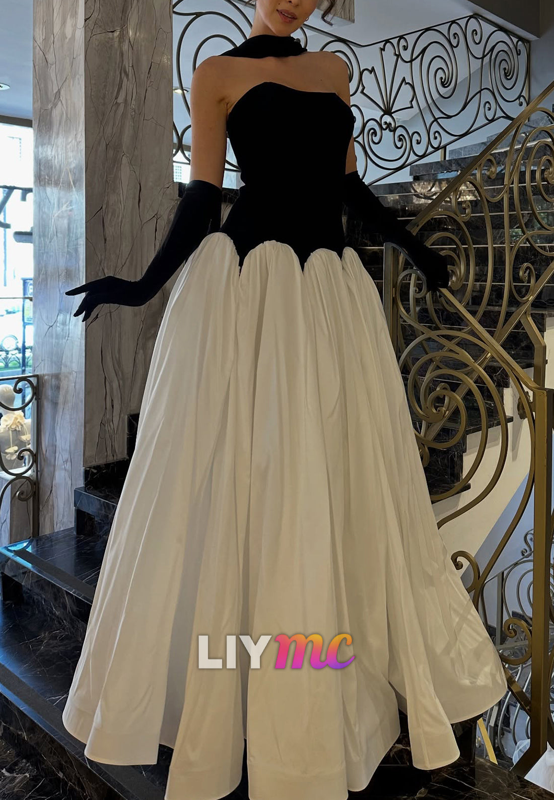 Straight Across Sleeveless Black White A-Line Prom Dress