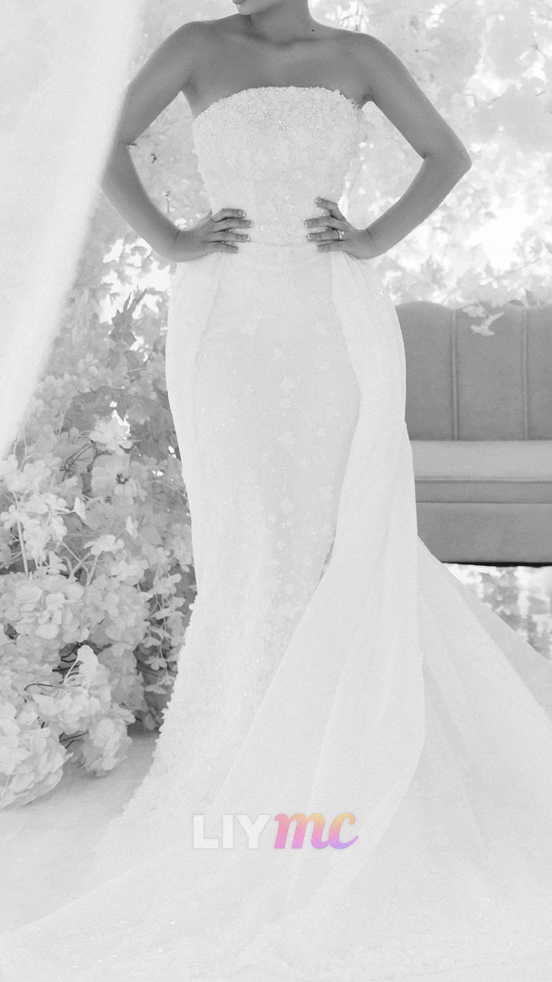 Strapless Floral Appliques Beaded Mermaid Wedding Dress