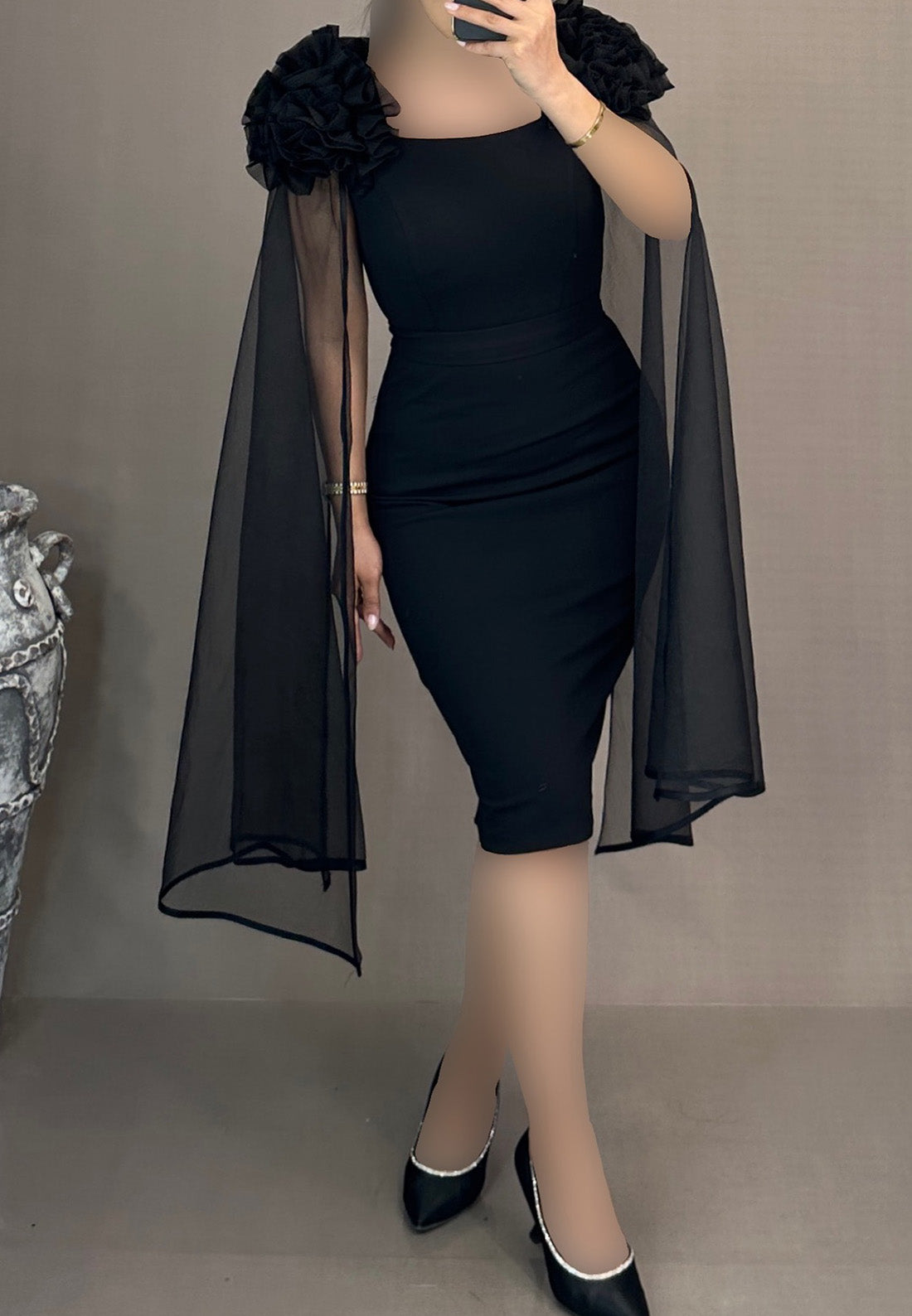 Scoop Long Sleeves Floral Mermaid Knee-Length Mother of Bride Dress