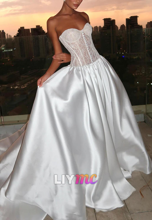 Sweetheart Appliques Pleated Satin A-Line Wedding Dress