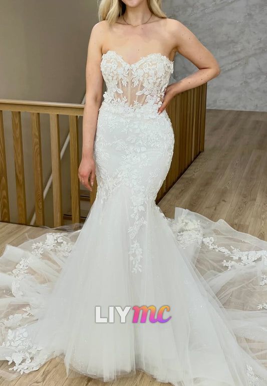 Sweetheart Appliques Tulle Fitted Mermaid Wedding Dress