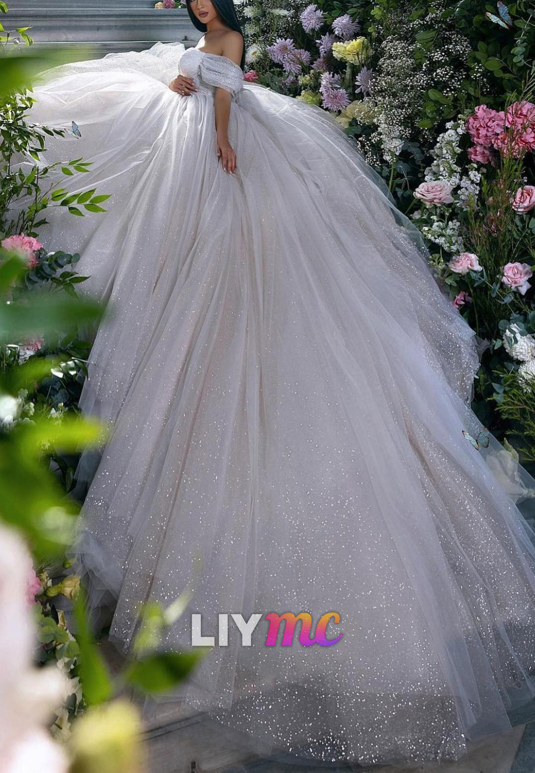 Sweetheart Ball Gown Pleated Tulle Sparkly Wedding Dress