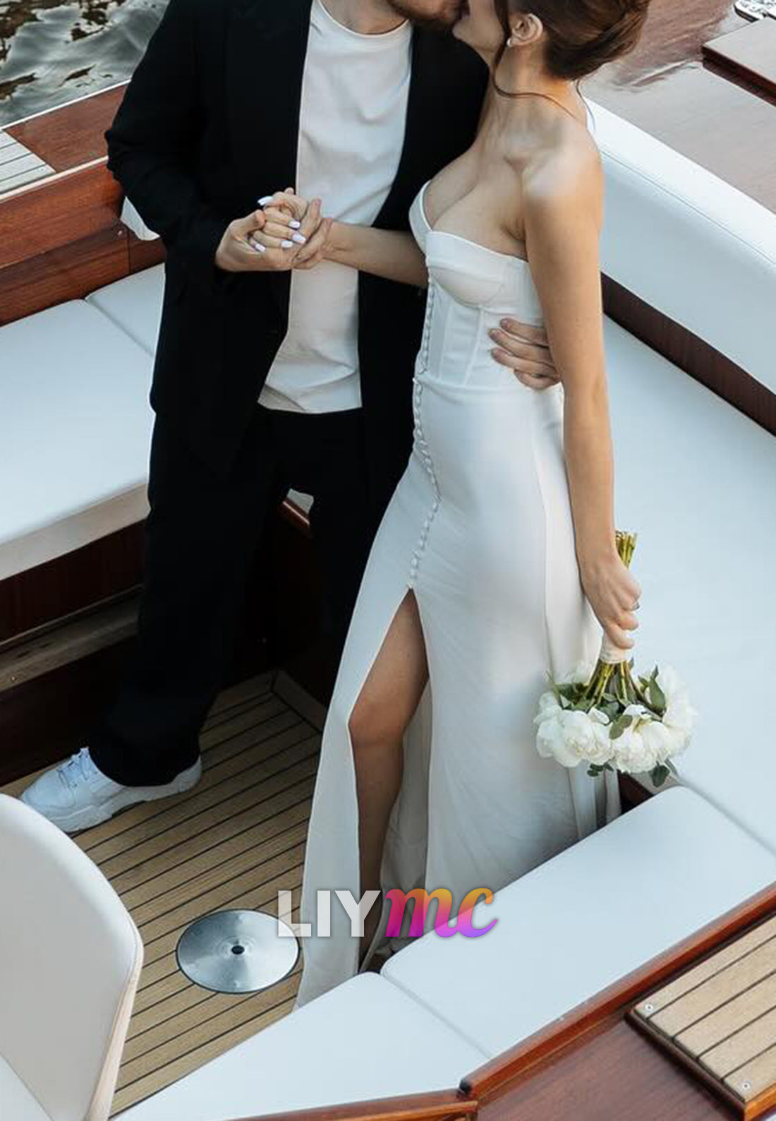 Sweetheart Button Slit Sleek Mermaid Simple Wedding Dress