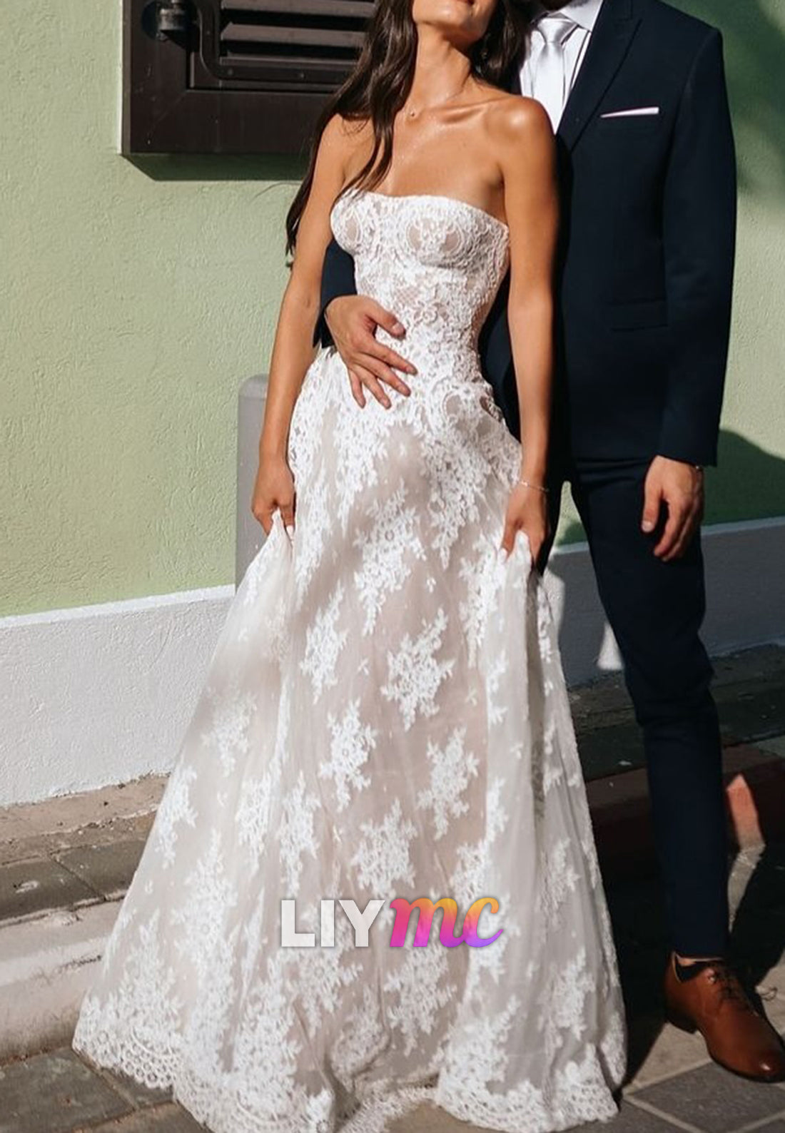 Sweetheart Lace Appliques A-Line Wedding Dress