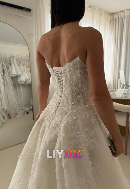 Sweetheart Lace Appliques Beaded A-Line Wedding Dress