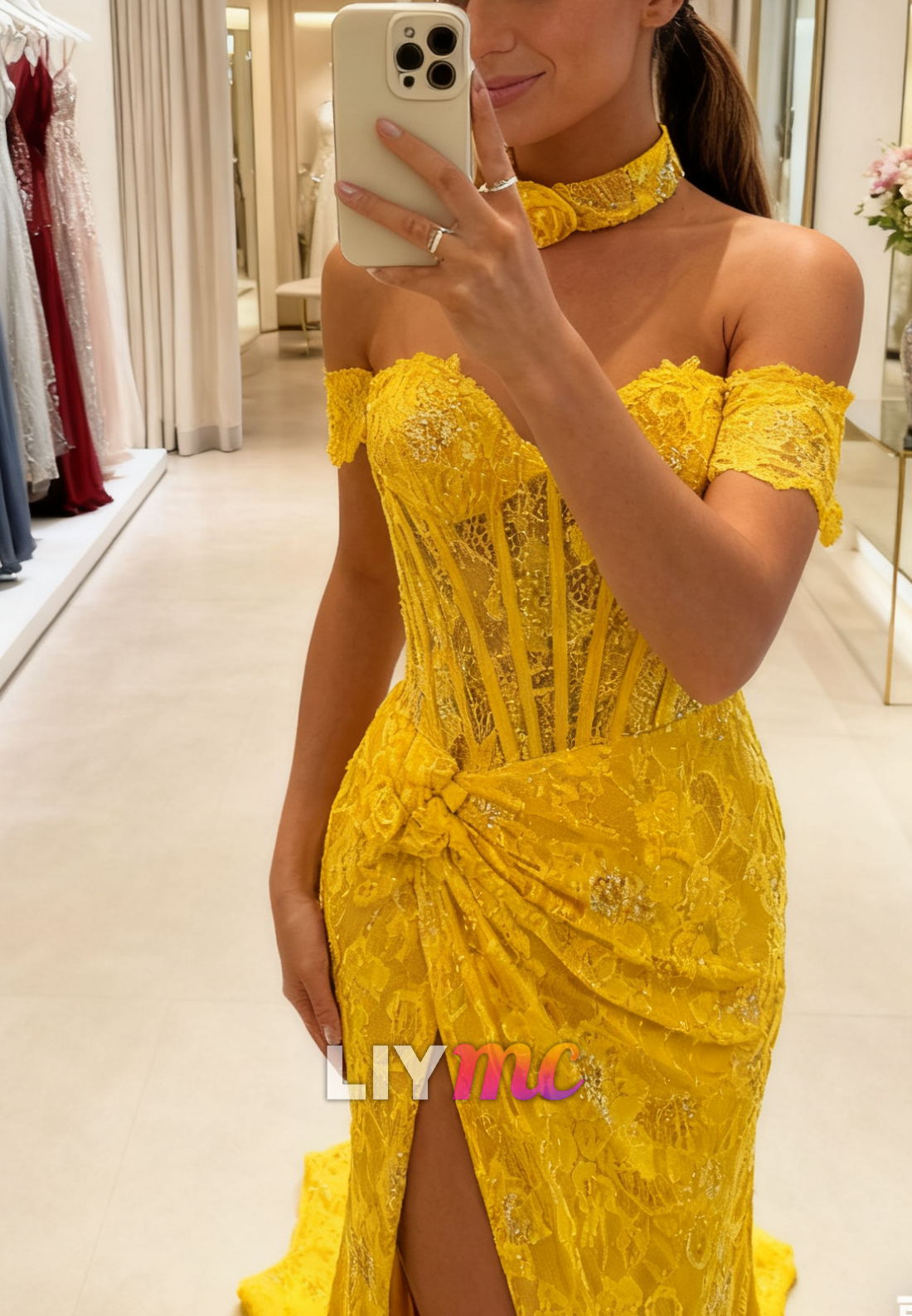 Sweetheart Lace Appliques Side Slit Sheath Prom Dress