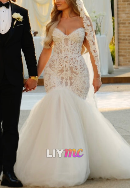 Sweetheart Lace Appliques Sleeveless Tulle Mermaid Wedding Dress