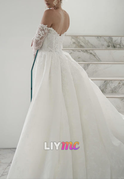 Sweetheart Long Sleeves Appliques A-Line Wedding Dress