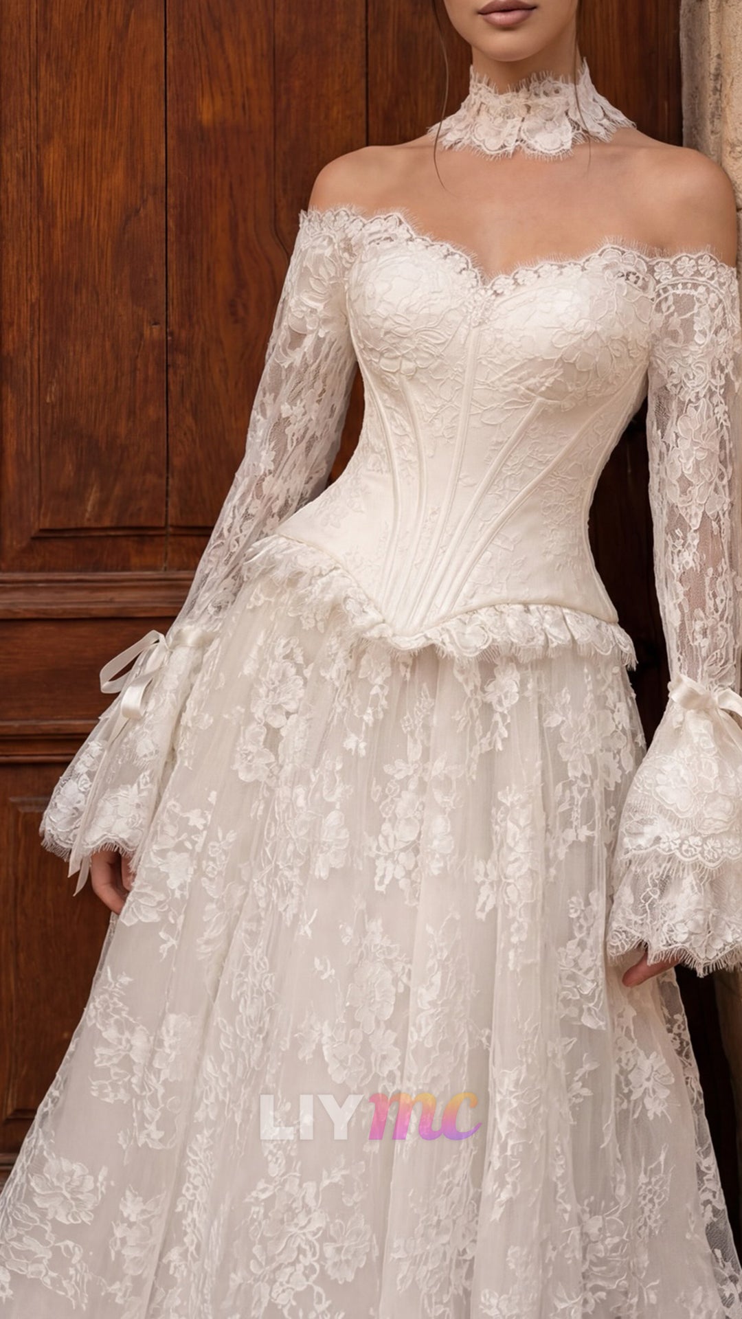 Sweetheart Long Sleeves Lace Appliques A-Line Wedding Dress