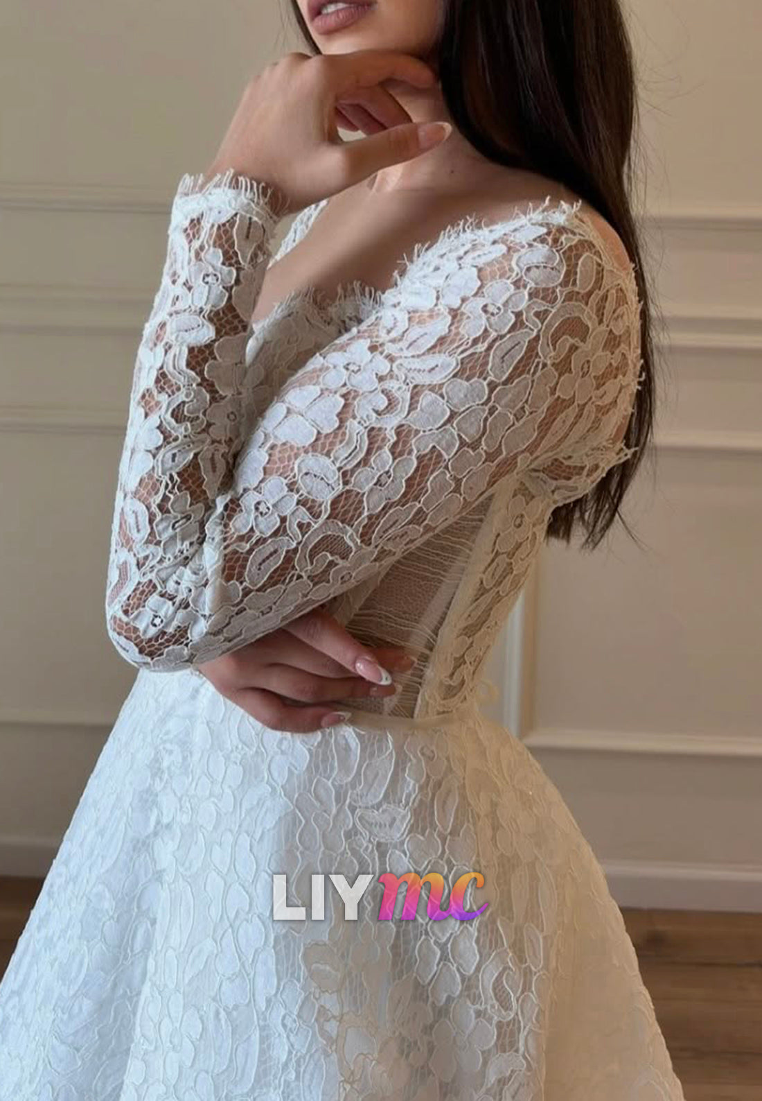 Sweetheart Long Sleeves Lace Appliques A-Line Wedding Dress