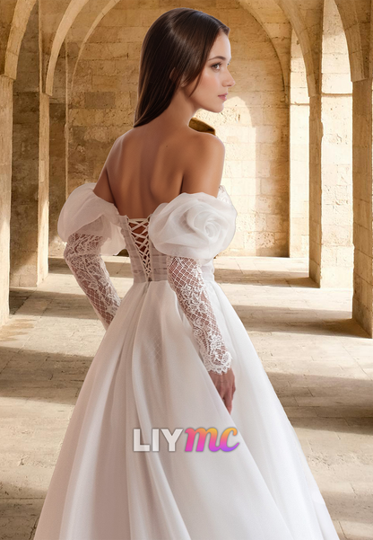 Sweetheart Long Sleeves Lace Appliques A-Line Wedding Dress