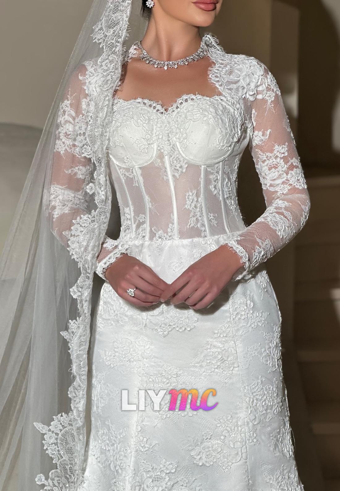 Sweetheart Long Sleeves Lace Appliques Mermaid Wedding Dress