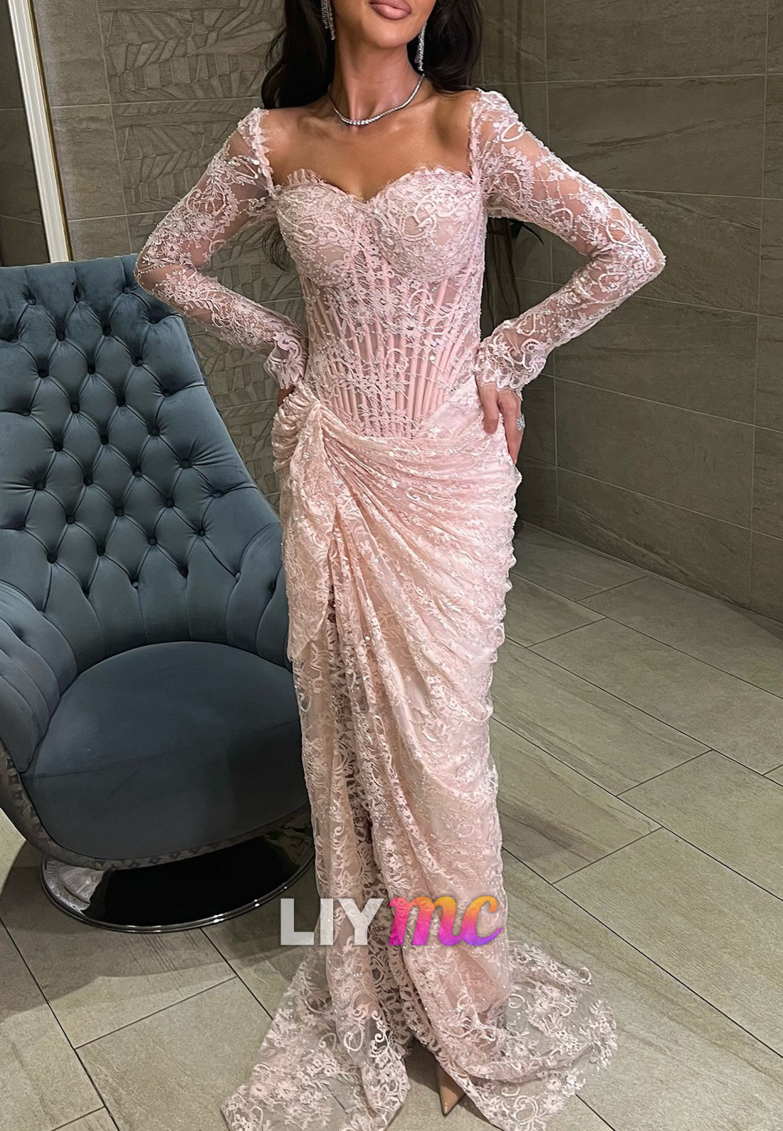 Sweetheart Long Sleeves Lace Appliques Sheath Evening Dress