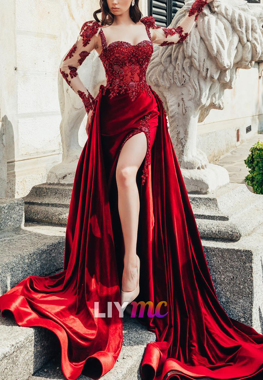 Sweetheart Long Sleeves Velvet Appliques Beaded Sheath Prom Dress