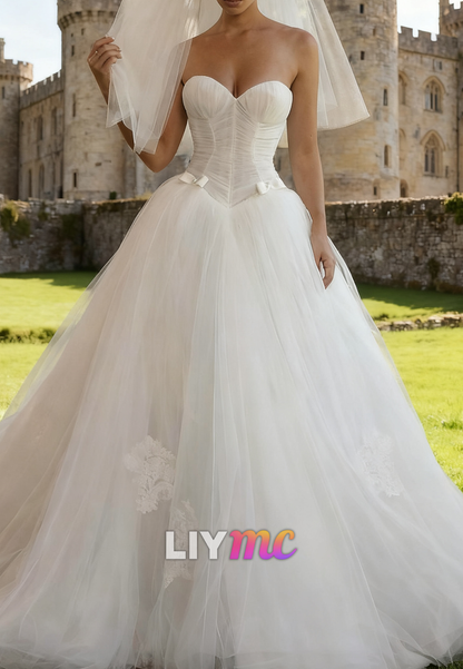 Sweetheart Pleated Tulle Bridal Gown Appliques Wedding Dress