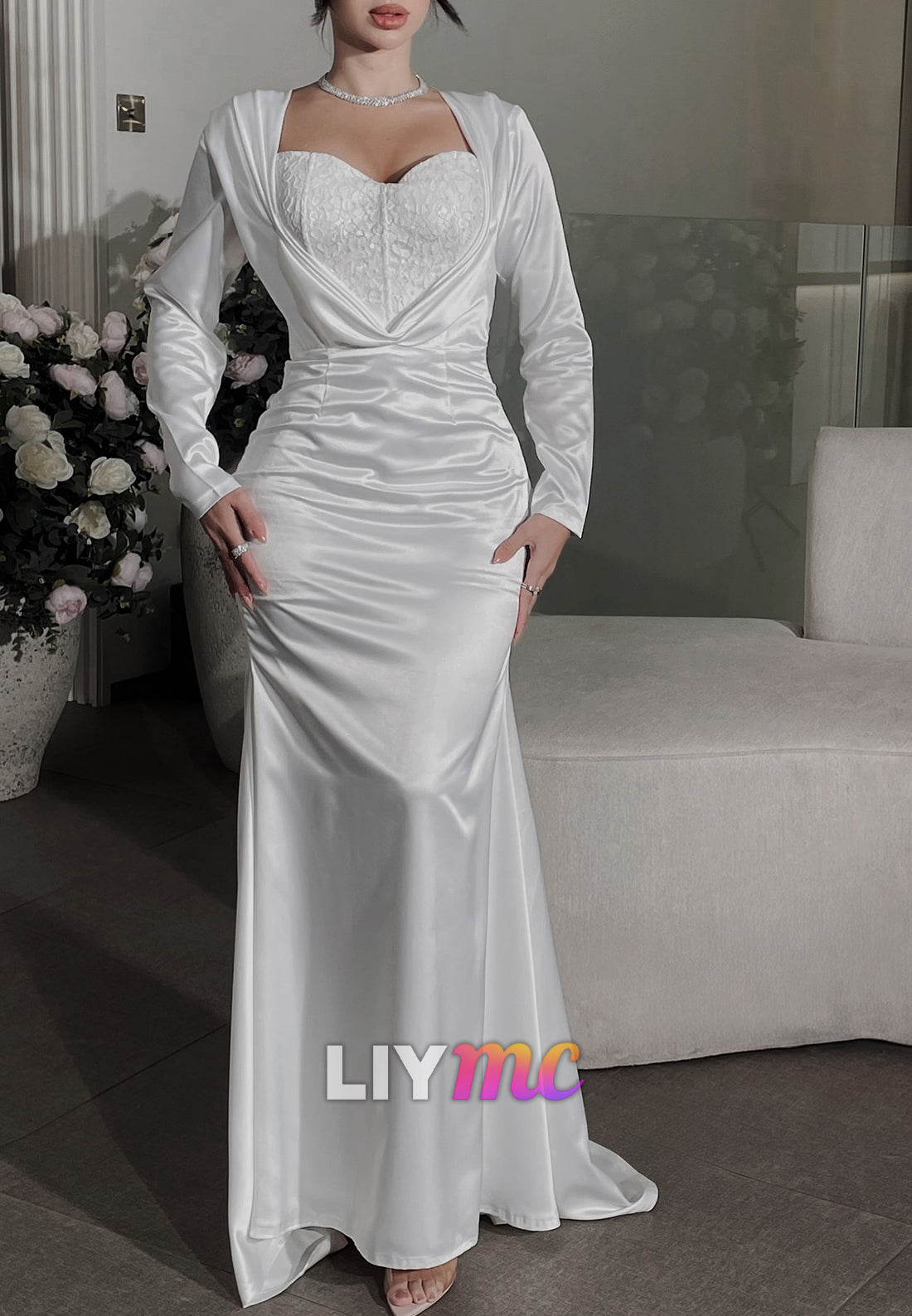 Sweetheart Sleek Long Sleeves Appliques Satin Sheath Wedding Dress