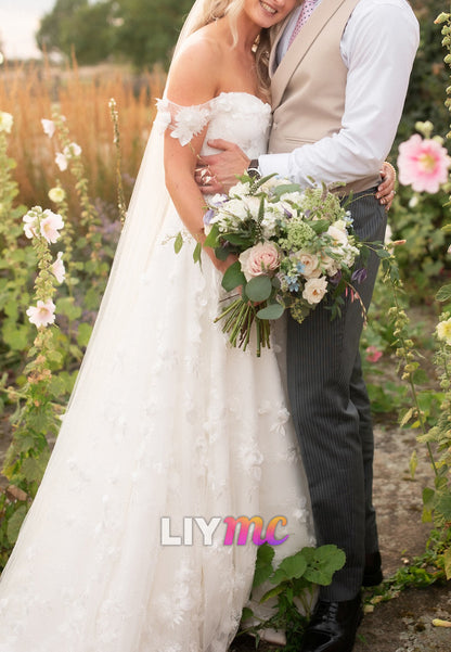 Sweetheart Sleeveless Appliques A-Line Wedding Dress