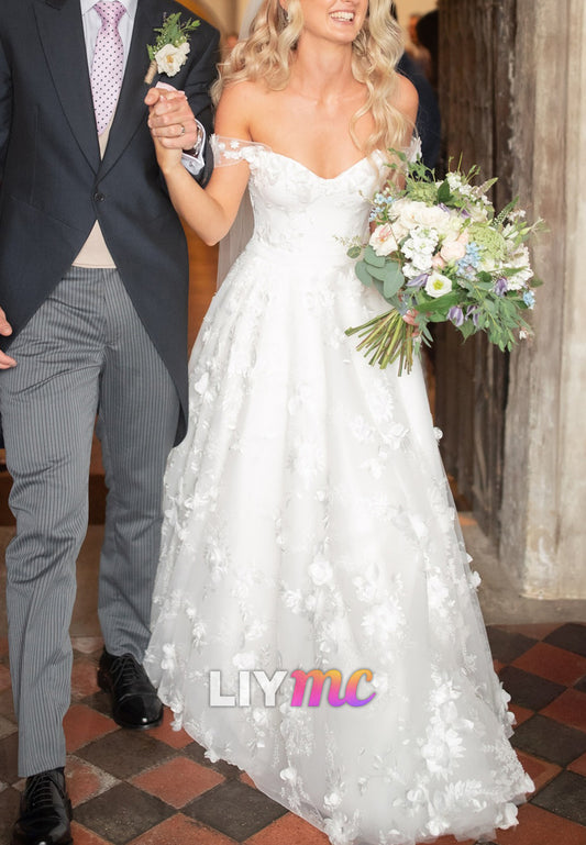 Sweetheart Sleeveless Appliques A-Line Wedding Dress