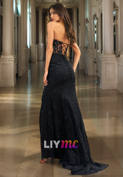 Sweetheart Sleeveless Appliques Illusion Sheath Long Prom Dress