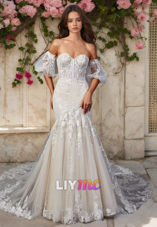 Sweetheart Sleeveless Appliques Mermaid Wedding Dress