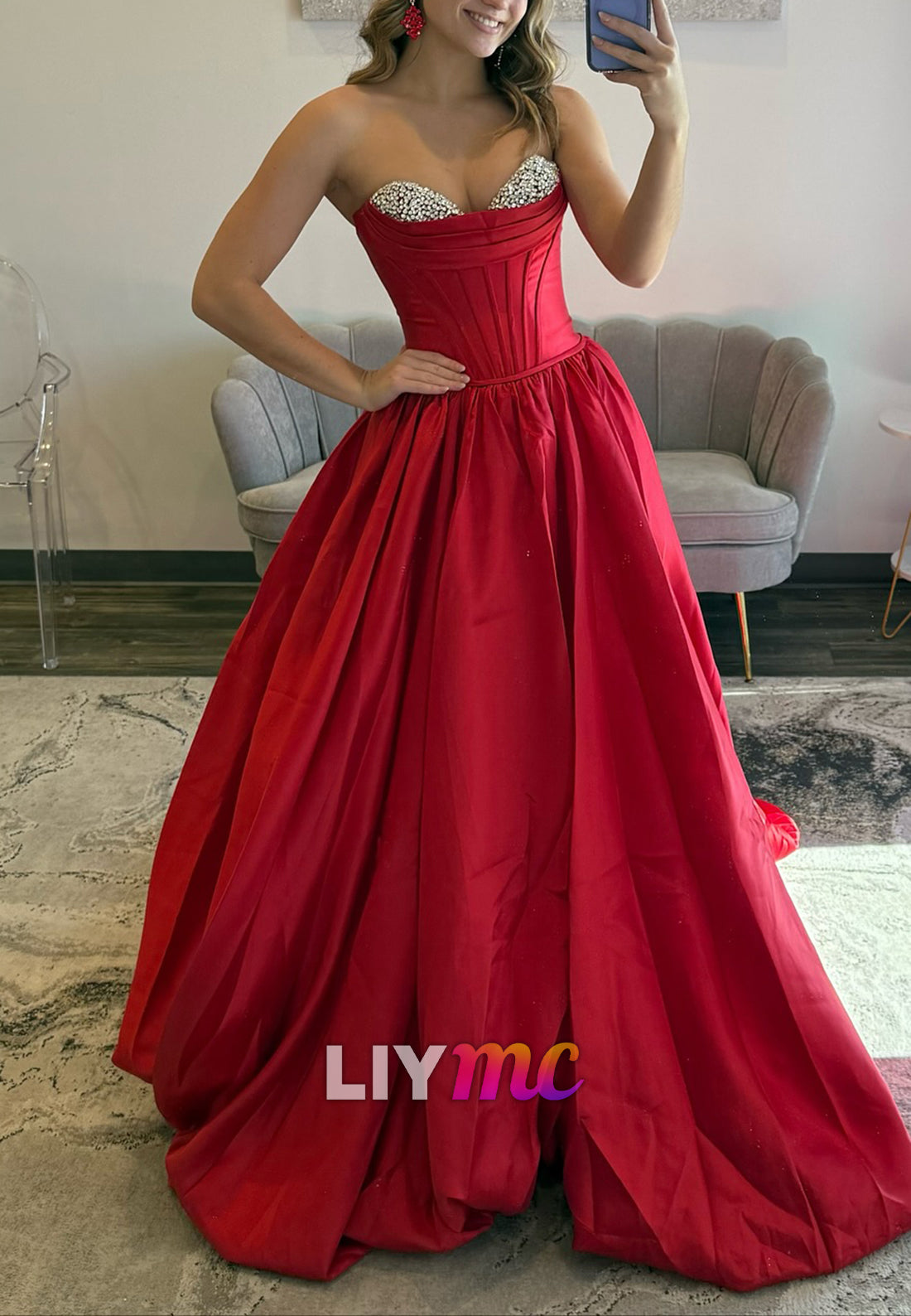 Sweetheart Sleeveless Beaded A-Line Red Prom Dress