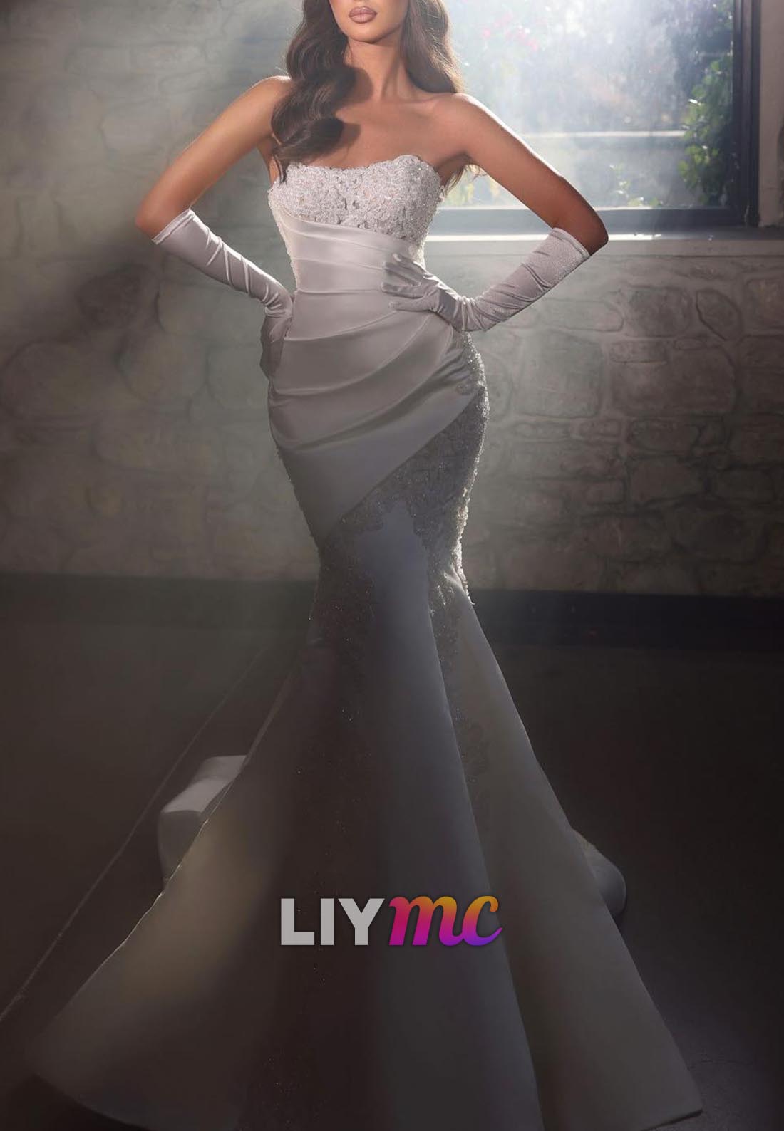 Sweetheart Sleeveless Floral Appliques Pleated Mermaid Wedding Dress