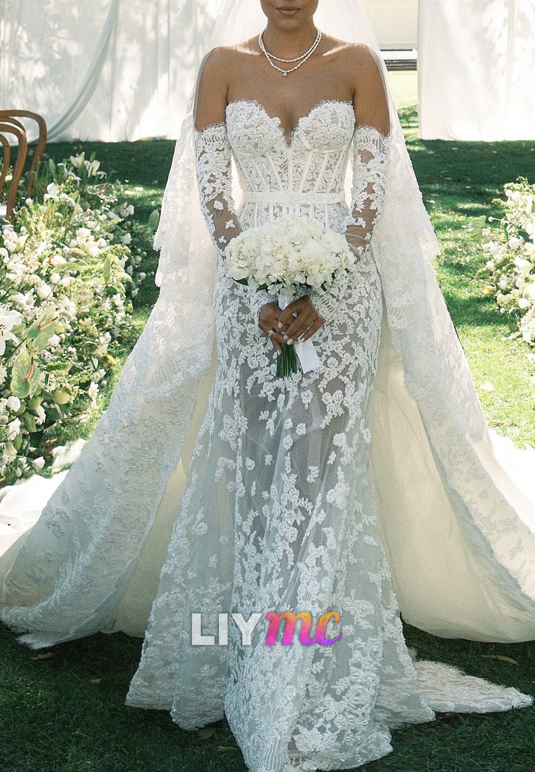 Sweetheart Sleeveless Lace Appliques Mermaid Wedding Dress